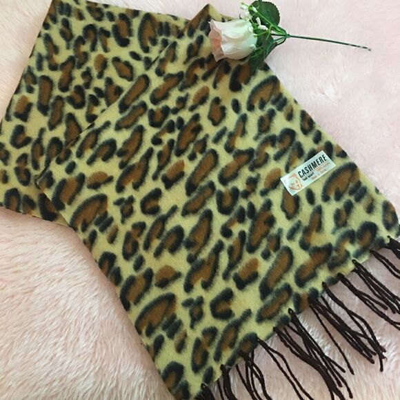 Cashmere Feel Scarf Very soft - Picture 1 of 5